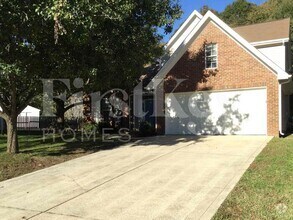 Building Photo - 13224 Greycrest Dr