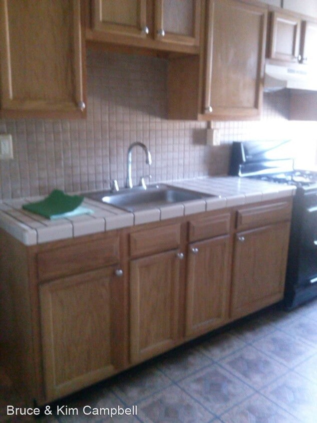 Primary Photo - 226 W 3rd St