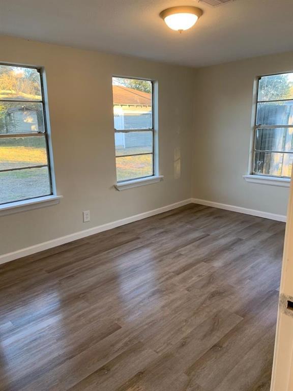 Building Photo - 219 Cleveland St