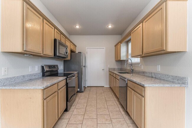 Foto del edificio - Milliken Duplex