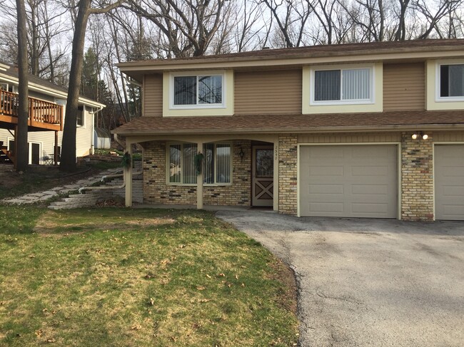 Building Photo - 2540 Pebble Valley Rd