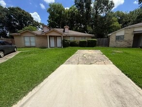 Building Photo - 3122 Trembling Creek Cir