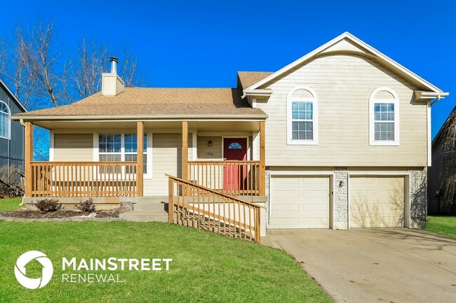 Building Photo - 2300 Valley View W