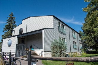 Building Photo - Cochrane House Apartments