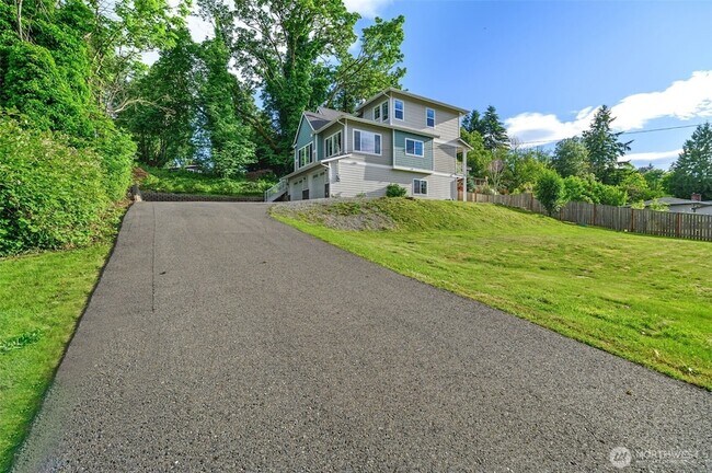 Foto del edificio - 7663 S 132nd St