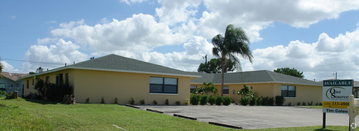 Primary Image - 129 SE 23rd Pl