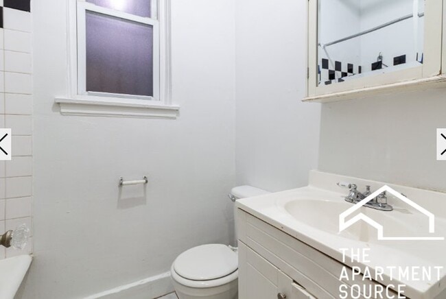 Photo - 2827 N Burling St Apartment