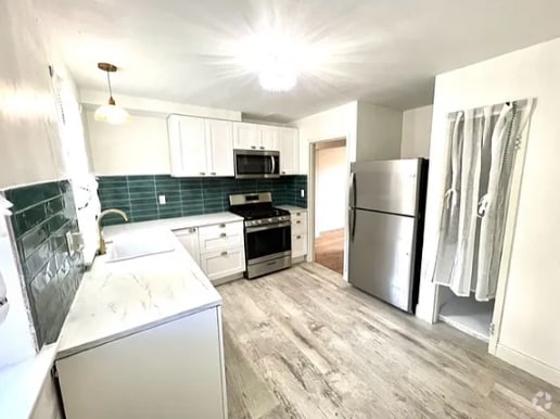 Building Photo - 465 Arborway