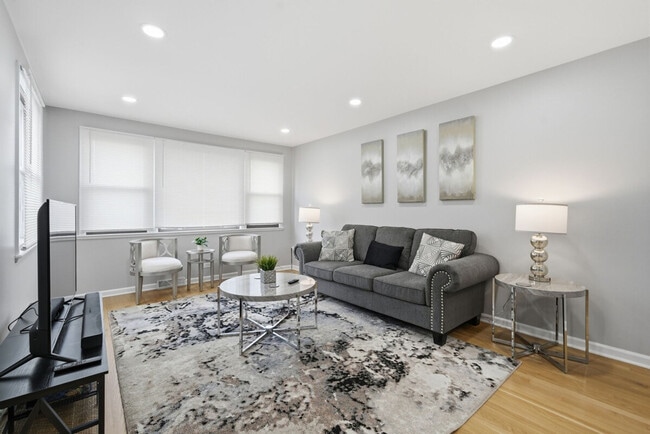 Foto del edificio - 12800 Terrace Ln