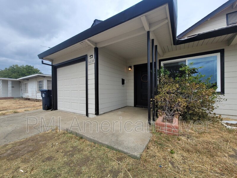 Foto principal - 6039 35th Ave