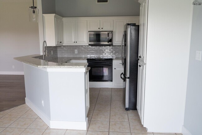 Foto del edificio - 5 Libby Ct