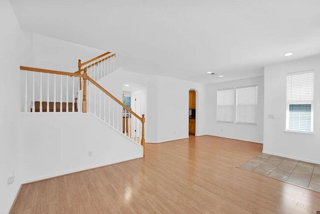 Building Photo - Campbell- gorgeous 4 beds, 2.5 baths singl...