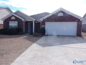 Building Photo - 4816 SE Brownston Ct