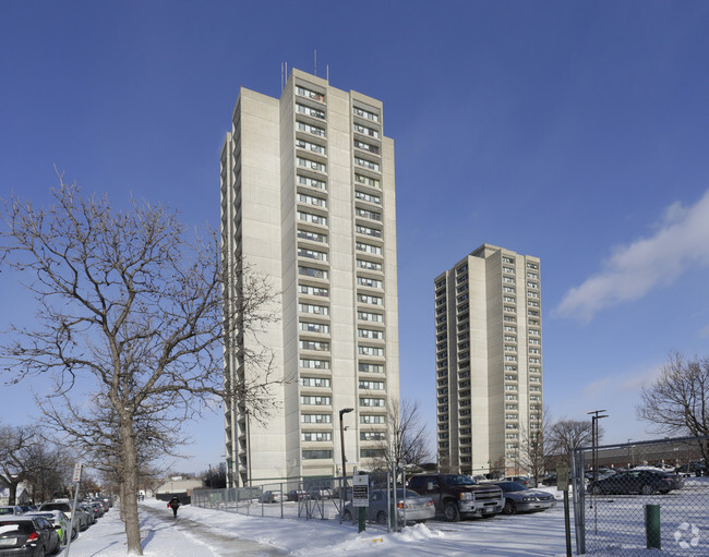 Foto del edificio - Horn Towers