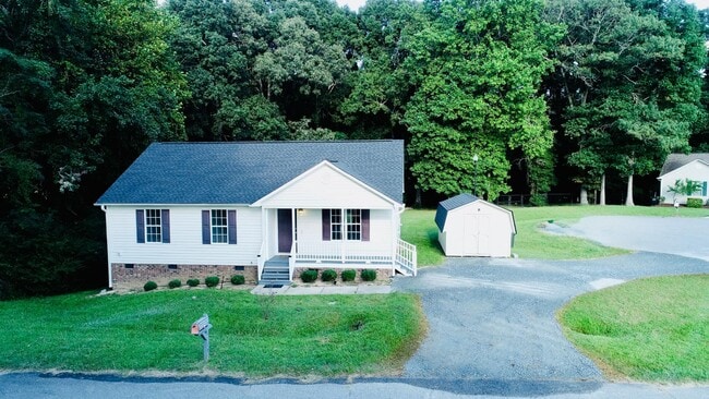 Foto del edificio - 1000 Meadowgreen Dr