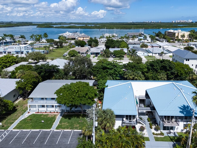 Foto del edificio - 1151 Carlton Ct