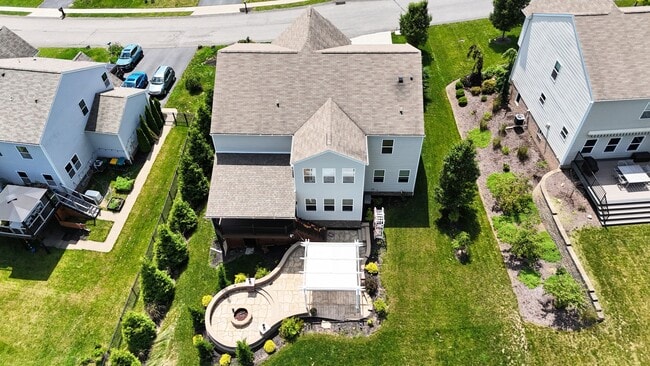 Building Photo - 1055 Granite Dr
