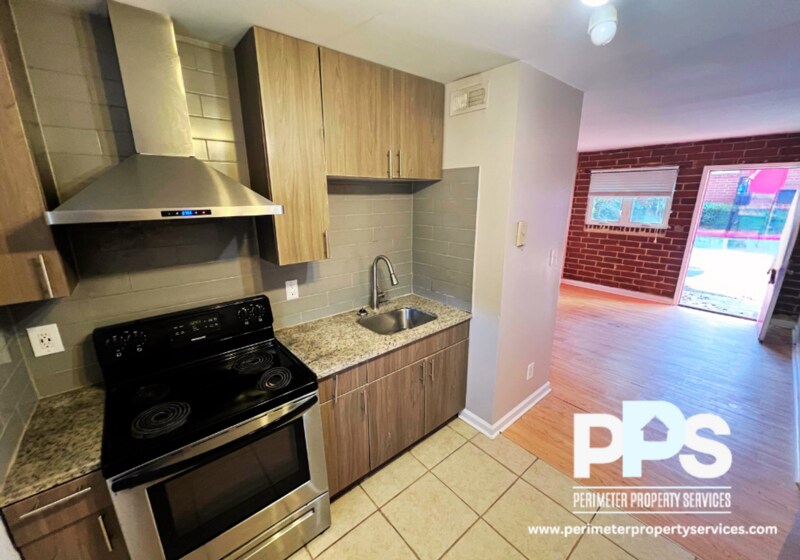 Foto principal - 221 Lampkin St