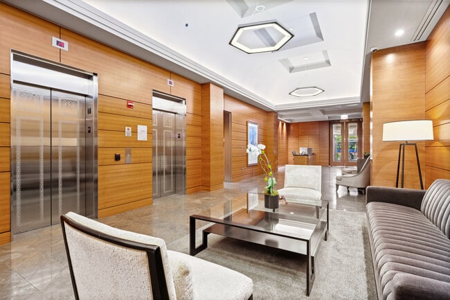 Building Photo - 6 N Michigan Ave