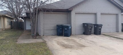 Building Photo - 8517 Gatlinburg Dr