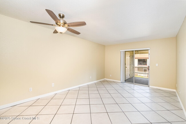 Building Photo - 2965 Sir Hamilton Cir