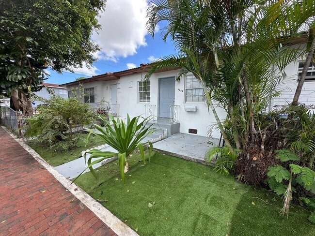 Foto del edificio - 600 SW 16th Ave