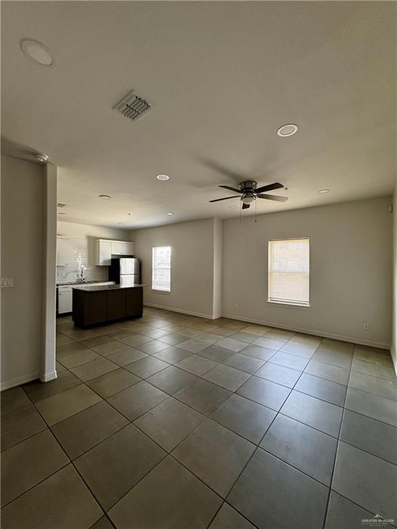 Foto del edificio - 10 Redbud E Ave