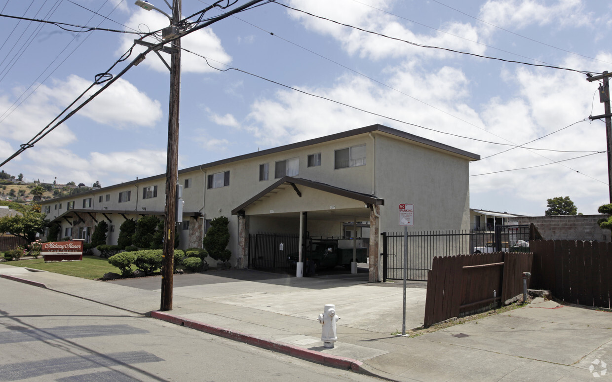 Primary Photo - Midway Manor Apartments