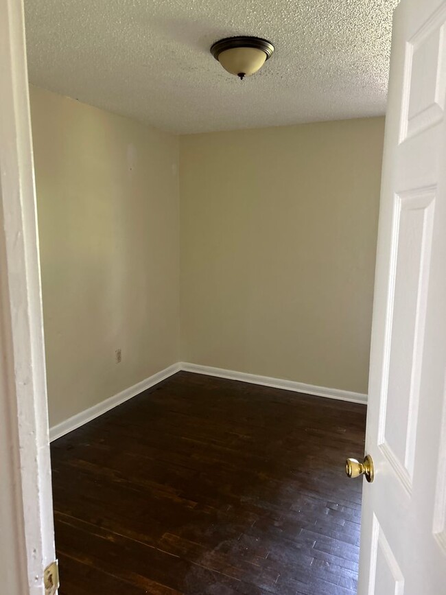 Foto del edificio - AUI RENTAL- 4 Bedroom and 2 Bathroom