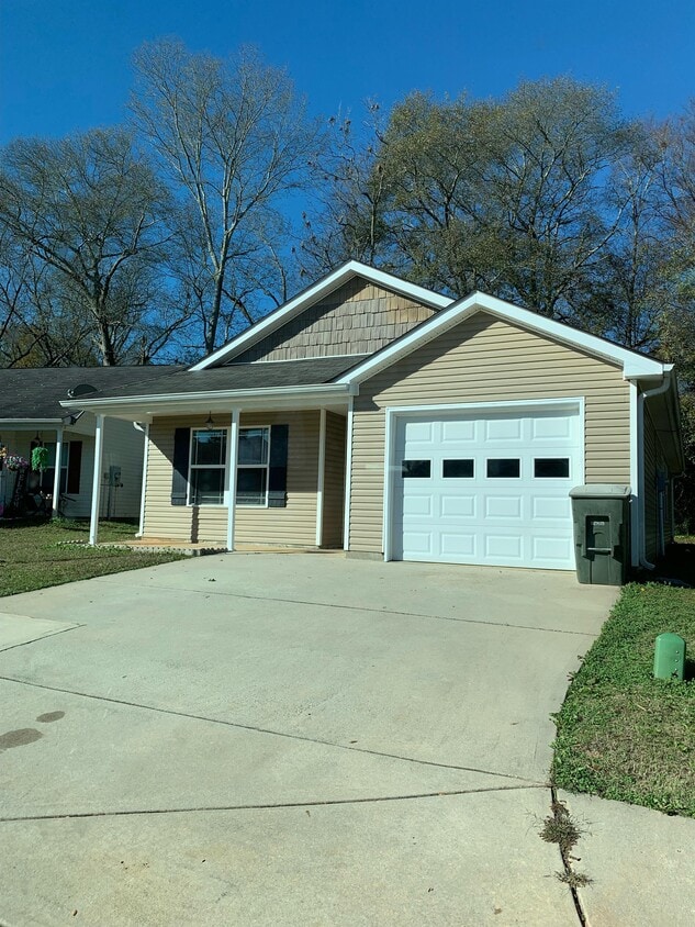 Primary Photo - 287 Wrightsburg Way