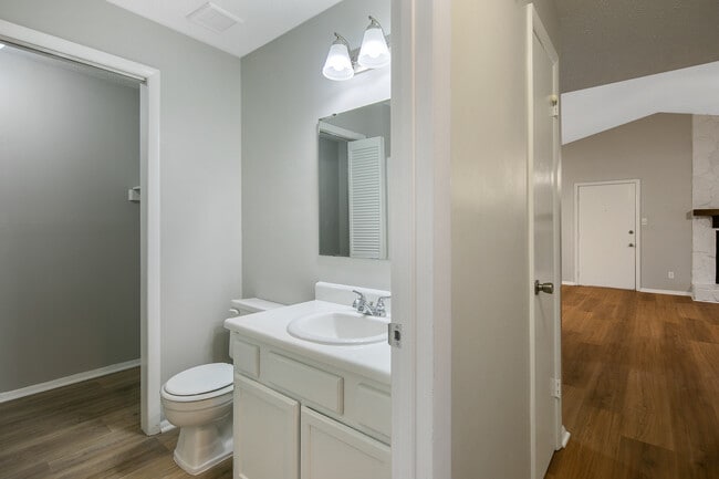 Main Bath 1 - 1853 Tryon Dr