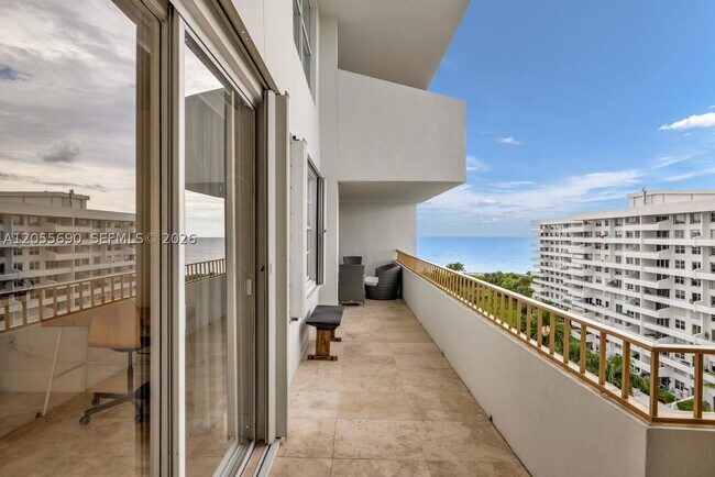 Foto del edificio - 155 Ocean Ln Dr