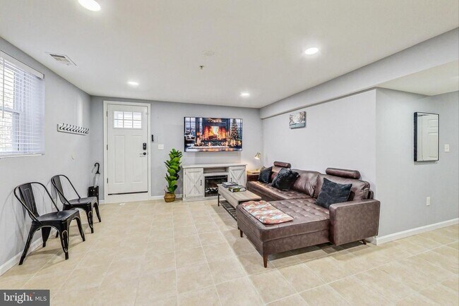 Foto del edificio - 3102 Hillside Ave