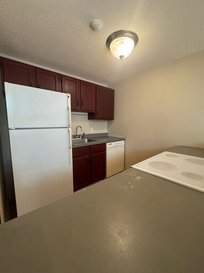 Foto del edificio - 2 bedroom with loft in downtown Quechee