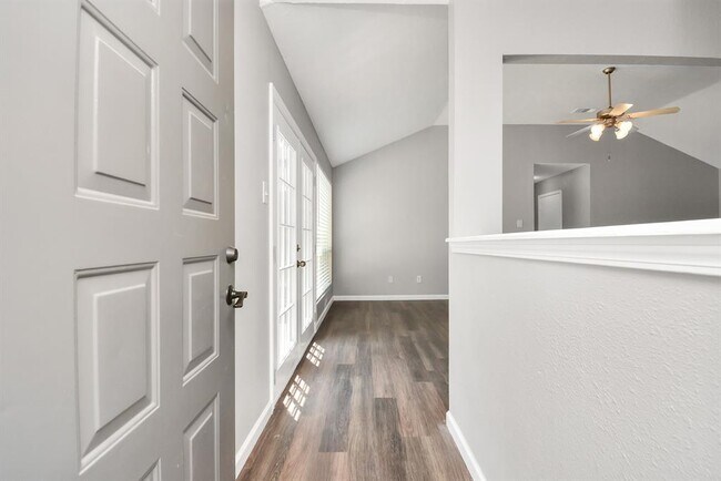 Building Photo - 10627 Autumn Meadow Ln