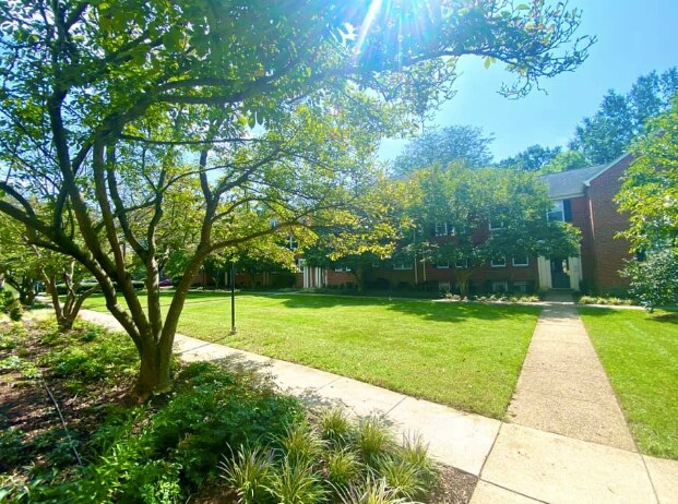Foto del edificio - 6733 W Wakefield Dr