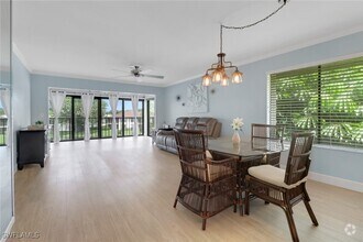 Building Photo - 1600 Misty Pines Cir