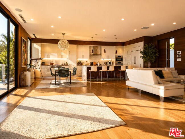 Foto del edificio - 9300 Warbler Way