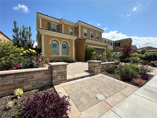 Building Photo - 6005 Amora Dr