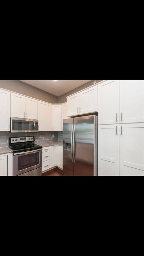 Foto principal - 200 3rd Ave SW