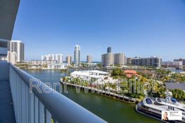 Building Photo - 137 Golden Isles Dr