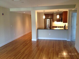 Building Photo - 321 Hammond Pond Pky
