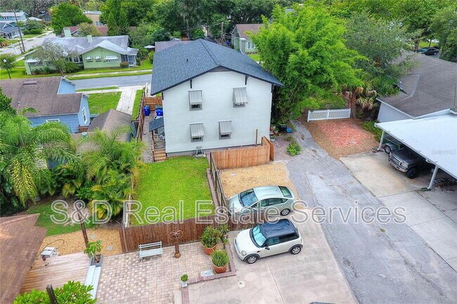 Foto del edificio - 709 1/2 Park Hill Ave.