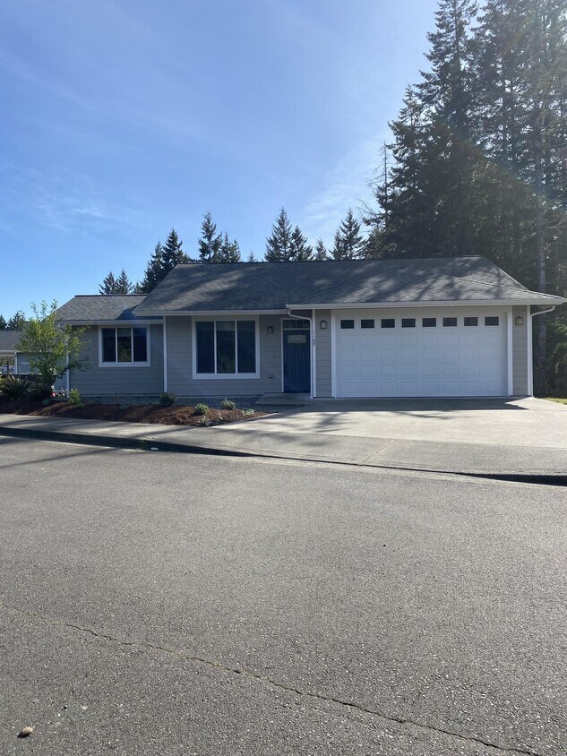 1189 Jones St, Shelton, WA 98584 House Rental in Shelton, WA