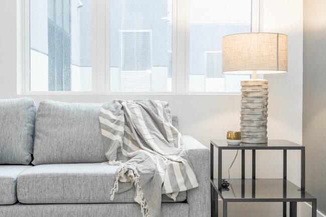Foto del edificio - 4615 N Park Ave