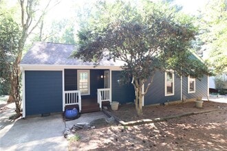 Building Photo - 105 Cameron Ct