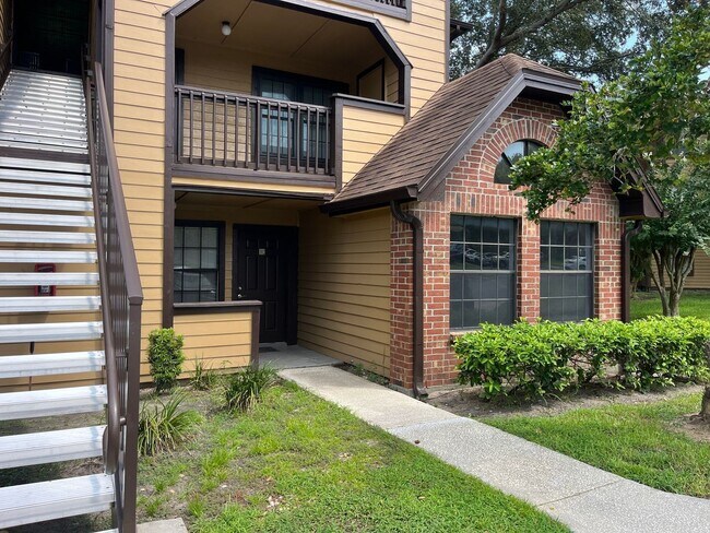 Foto del edificio - 315 Lakepointe Dr