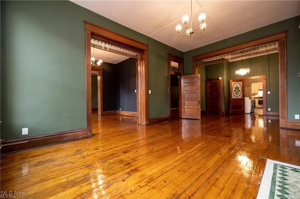 Foto principal - 641 Wheeling Ave