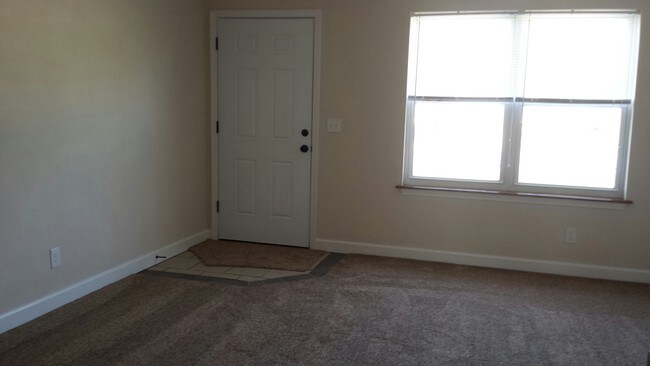 Building Photo - 438 Eagles Way