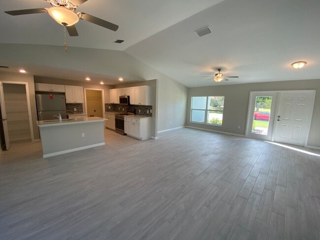 Foto del edificio - House for rent